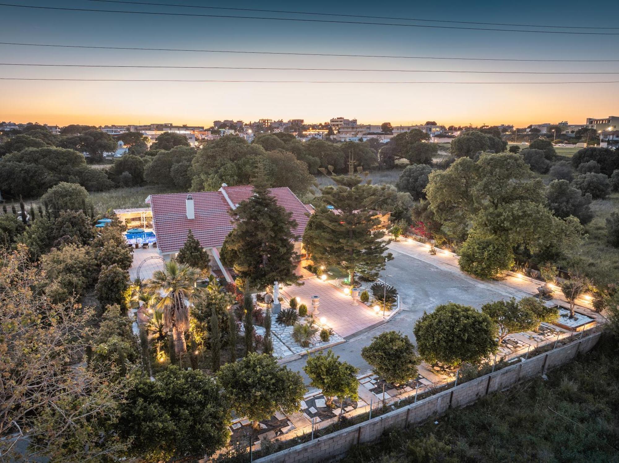 Vila Artzy *